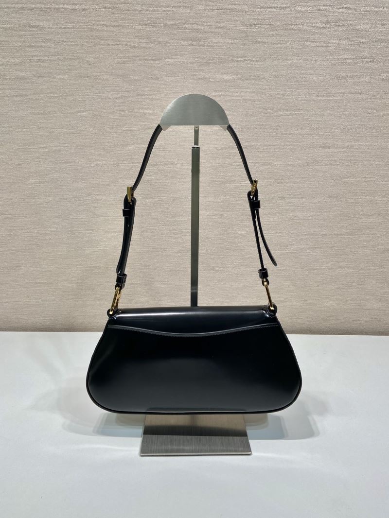 Pra*a cleo bags